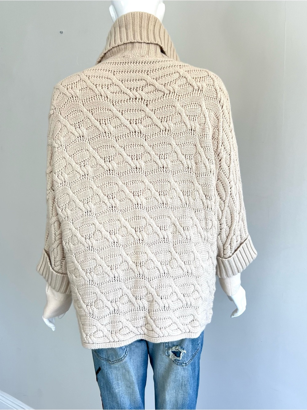 NWT ANN TAYLOR Beige Chunky Cable-knit Button Cardigan 3/4” Sleeves Sz L - Picture 6 of 12